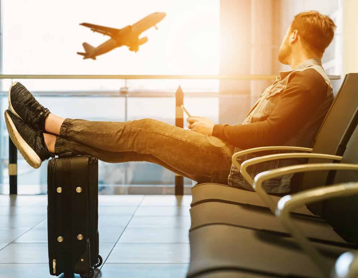 Tips To Reduce Air Travel Stress And Better Your Flying Experience The Vacationer 1835