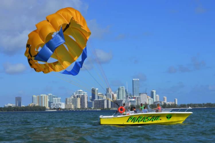 Parasailing Biscayne Bay Miami