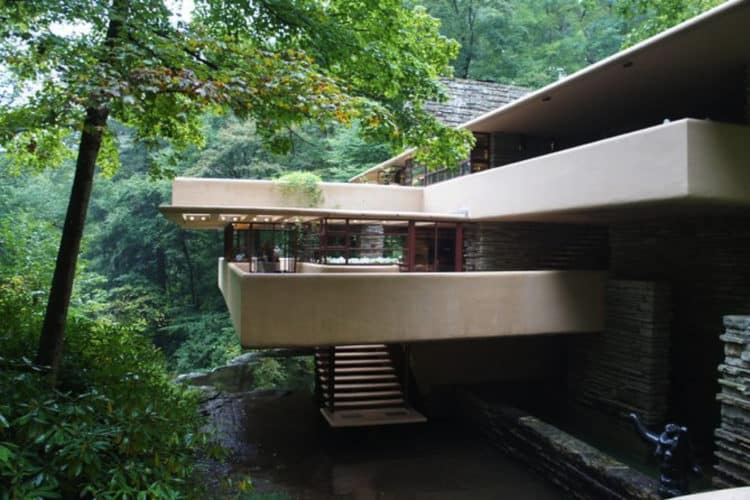 Frank Lloyd Wright's Fallingwater