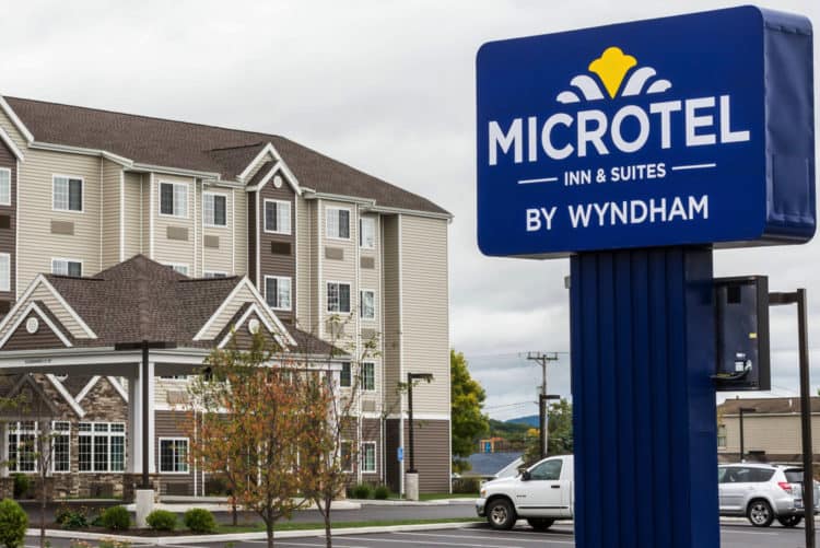 Microtel Inn & Suites