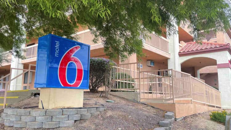 Motel 6