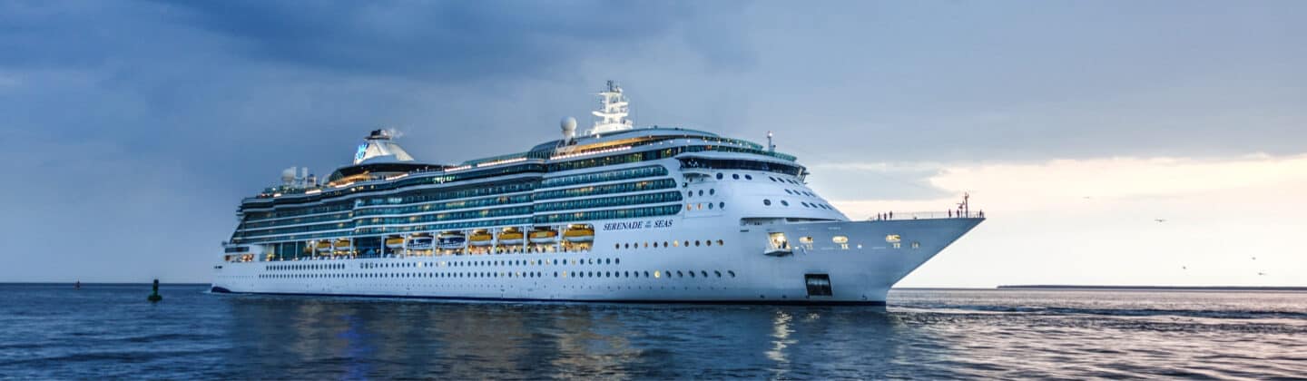 What is Cruise Ship Tendering?