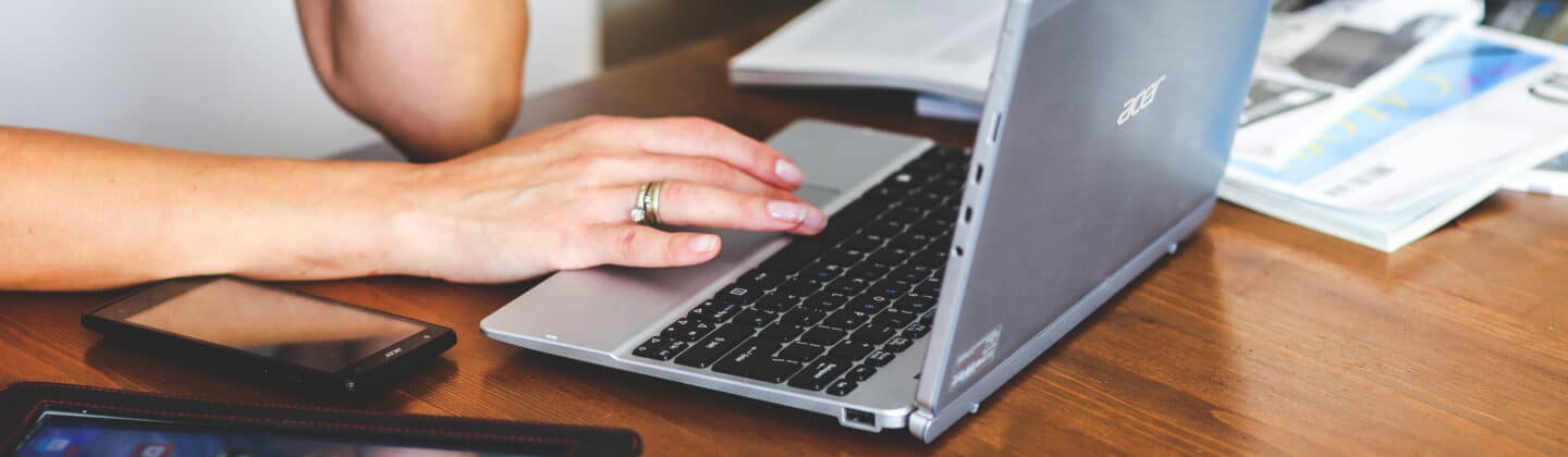 Clearing Browser Cookies and Searching Incognito for Cheap Flight Prices