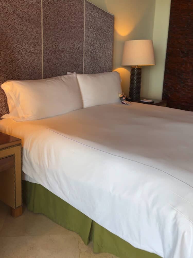 Waldorf Cabo Bed View