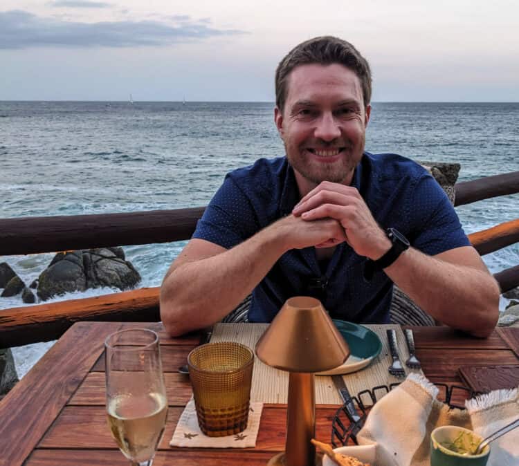 Waldorf Cabo El Farallon Phil Dengler