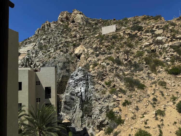 Waldorf Cabo Mountain